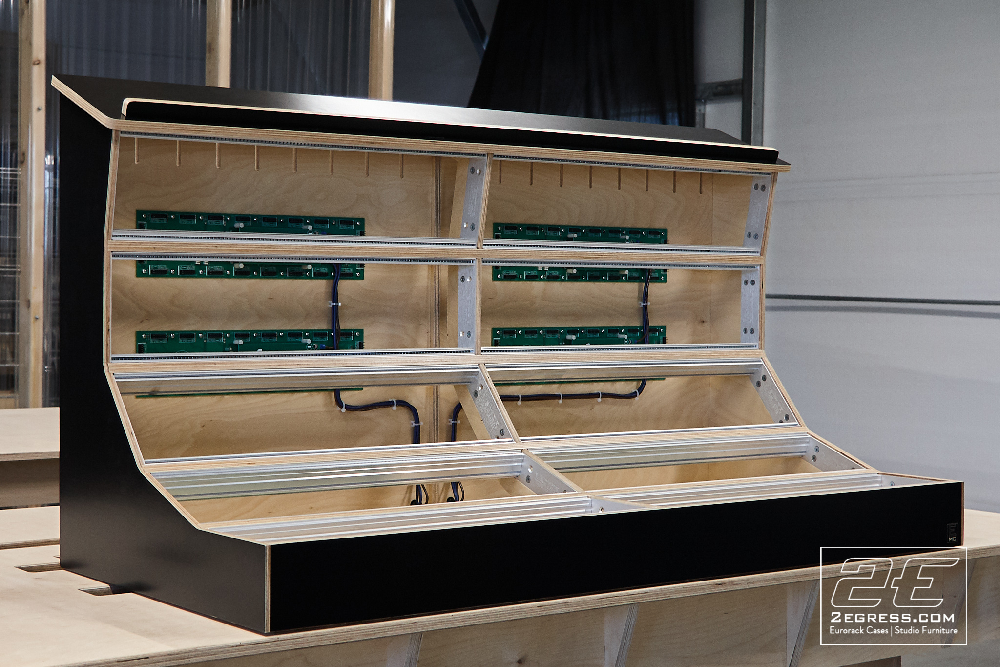 15u eurorack case prince of darkness