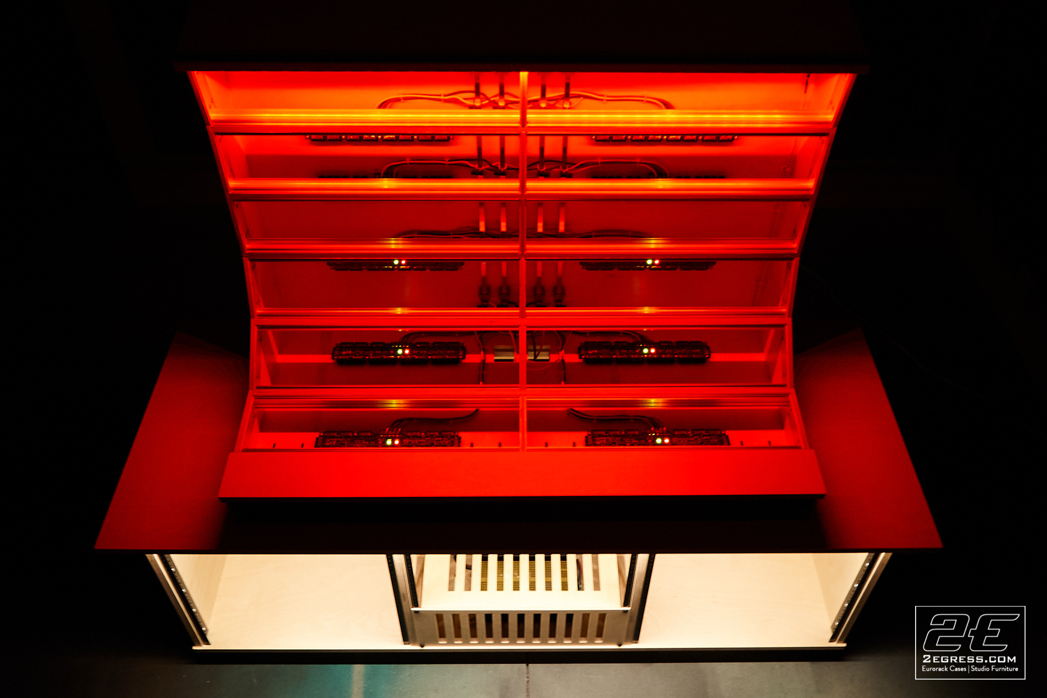 18u eurorack case lander lev perrey 2egress