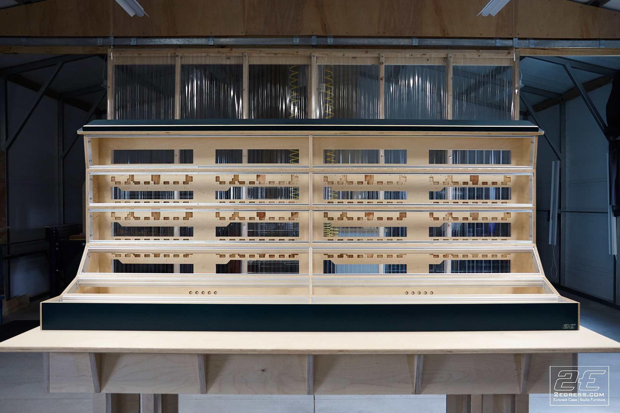 18u eurorack case luigi