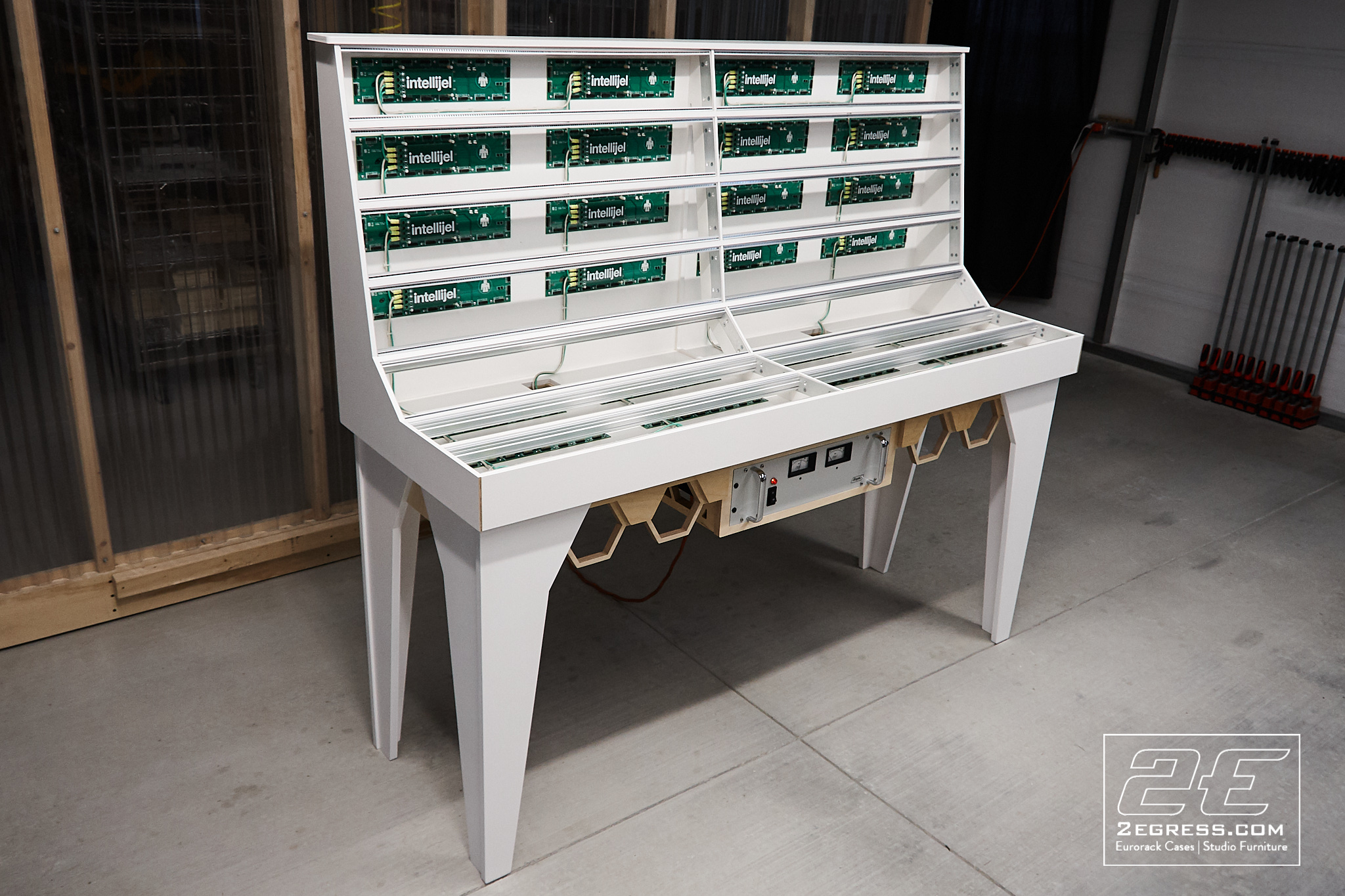 andrew huang eurorack case | 2Egress