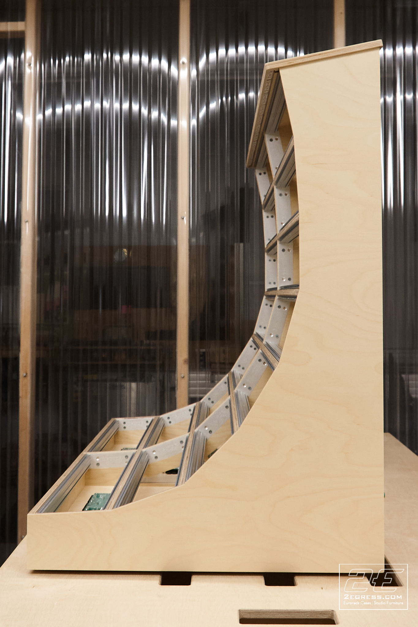 24u eurorack case Genus Modu LIBBs 2Egress