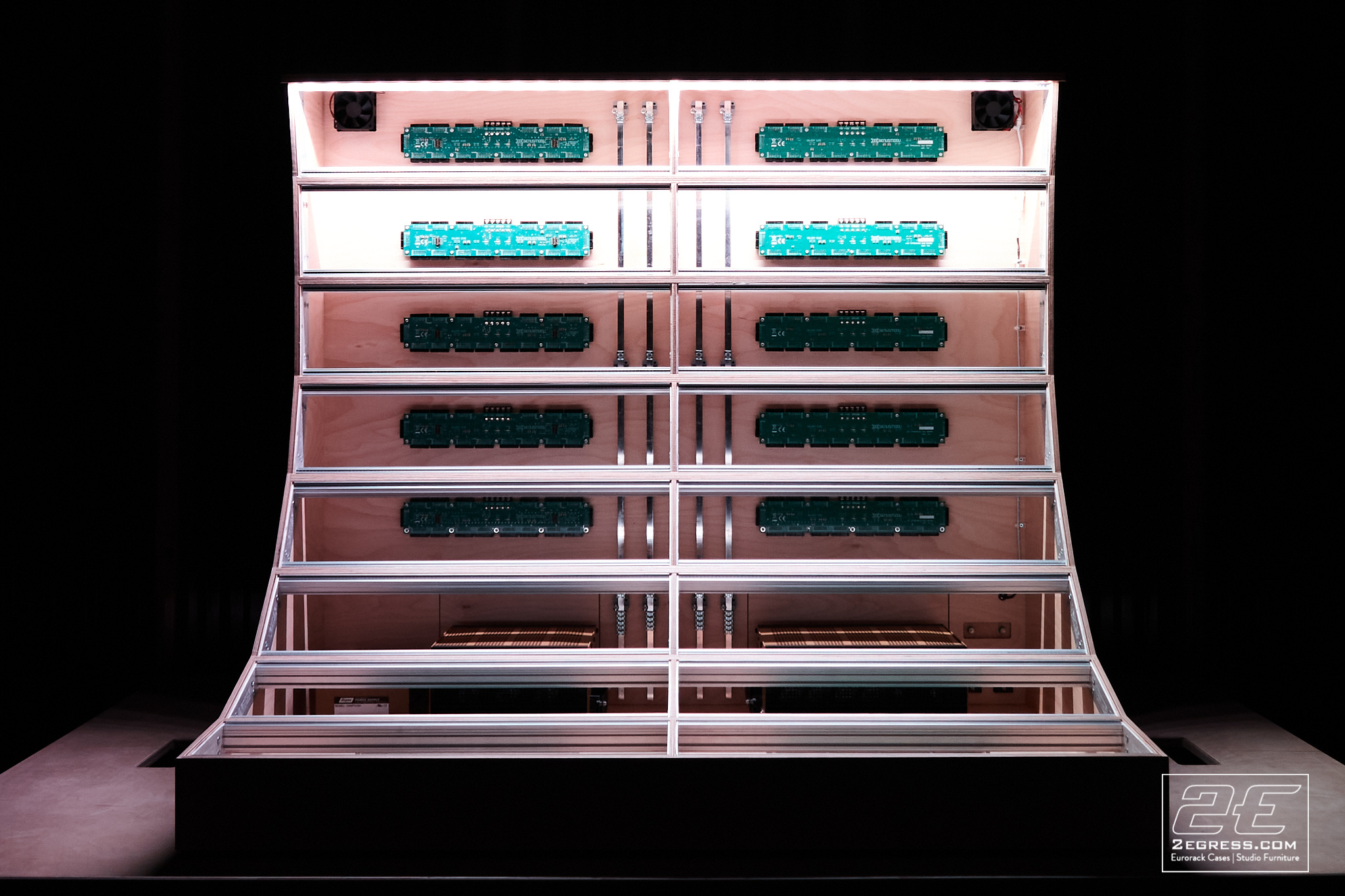 24u eurorack case Genus Modu LIBBs 2Egress