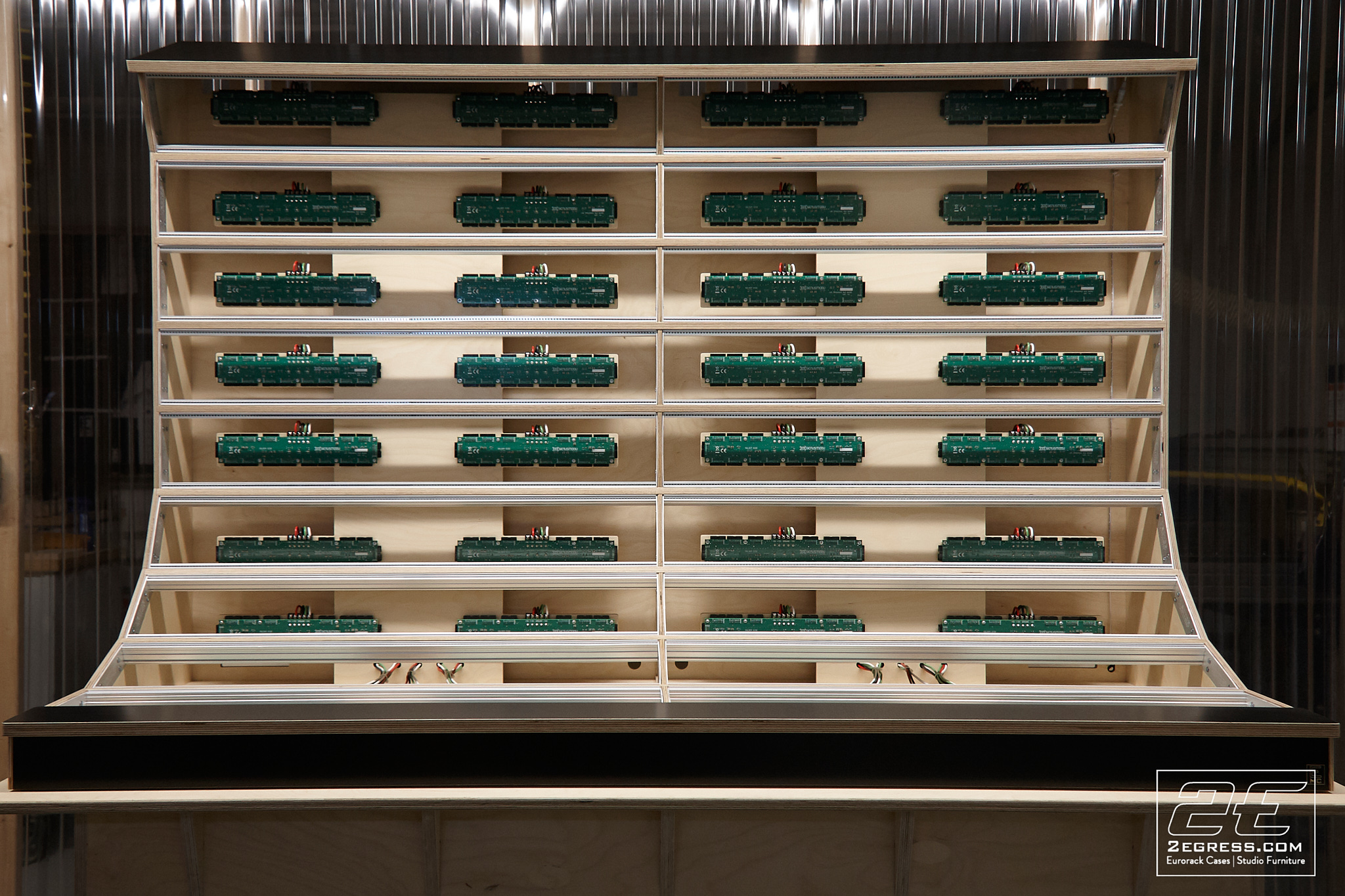 custom eurorack case 2egress