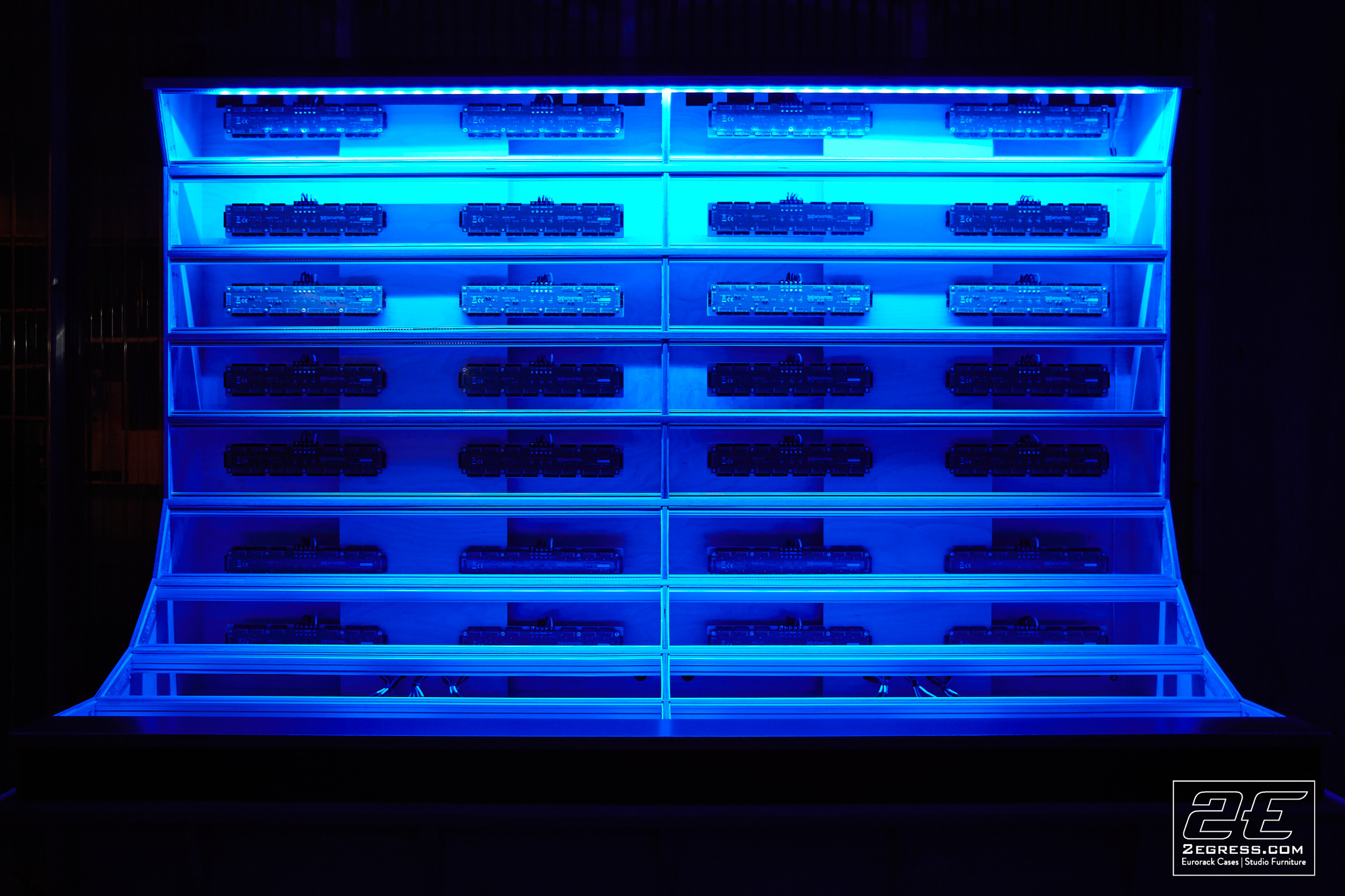 custom eurorack case 2egress