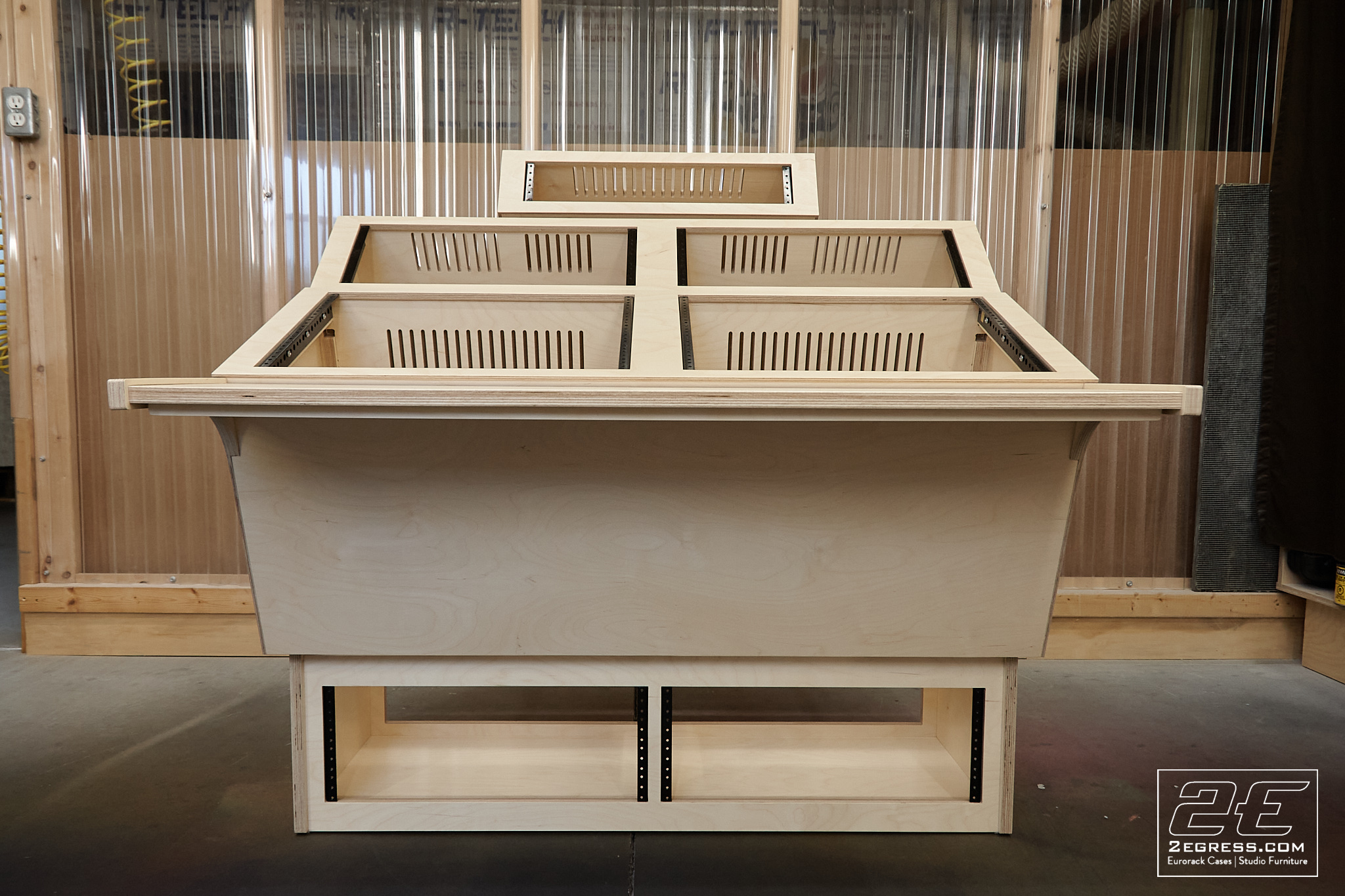 Masterimg Desk Josh Sebek 2Egress