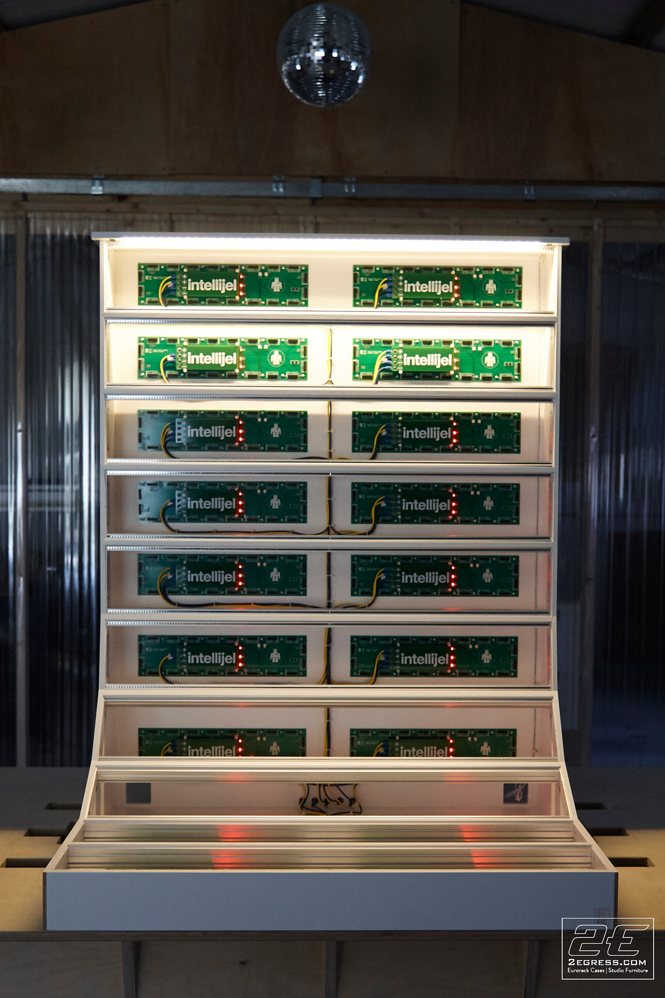 30u eurorack case la baronesse