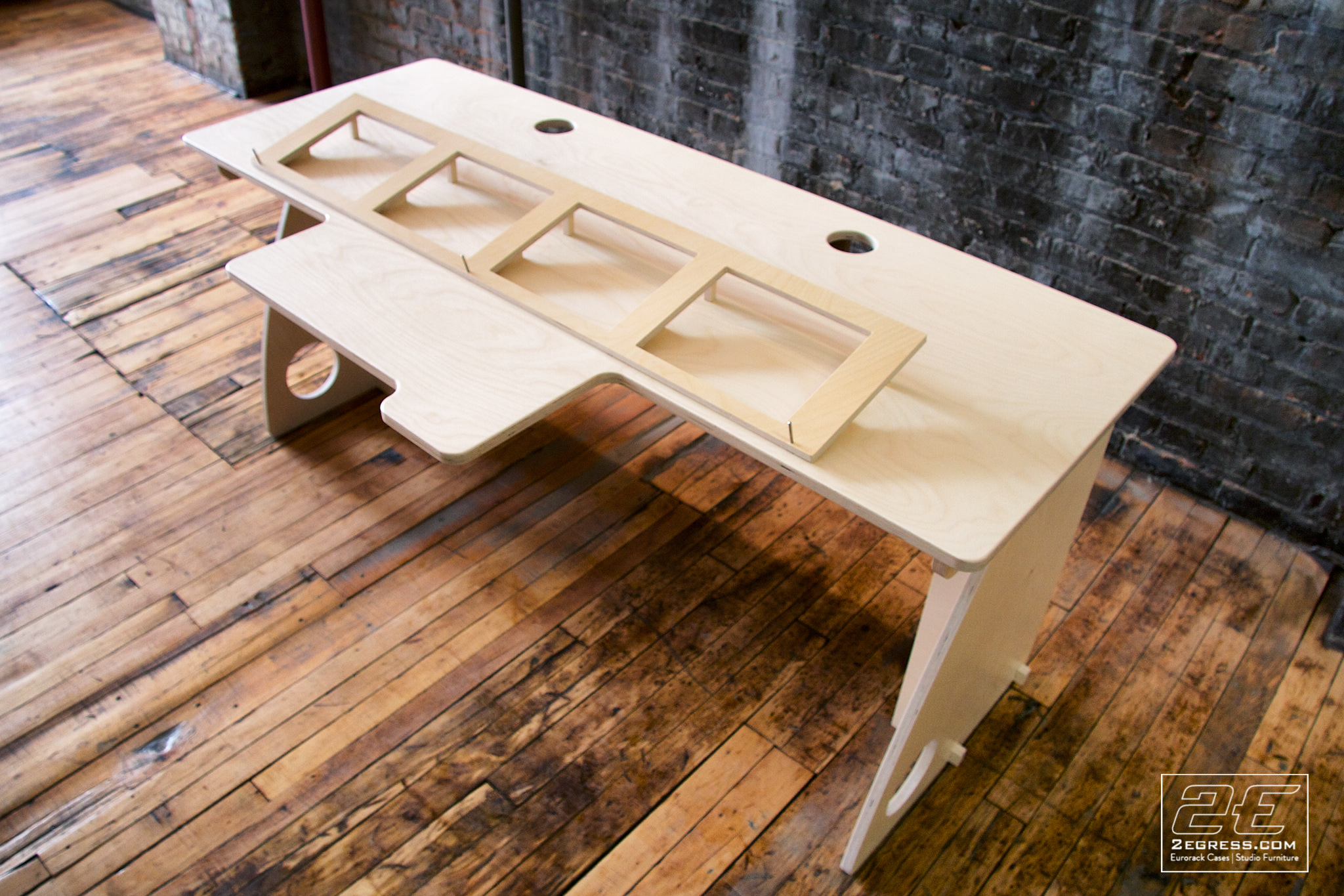 Avid Artist workstation 2egress