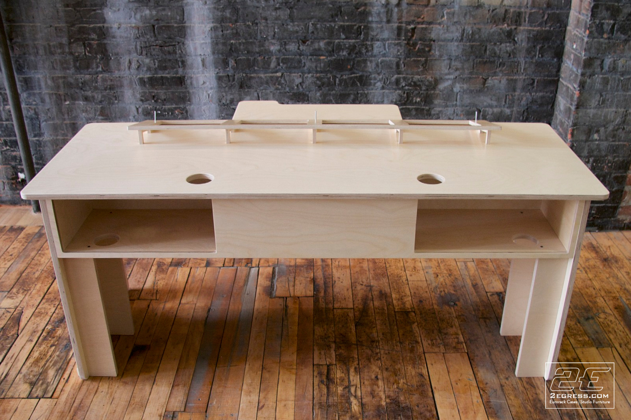 Avid Artist workstation 2egress