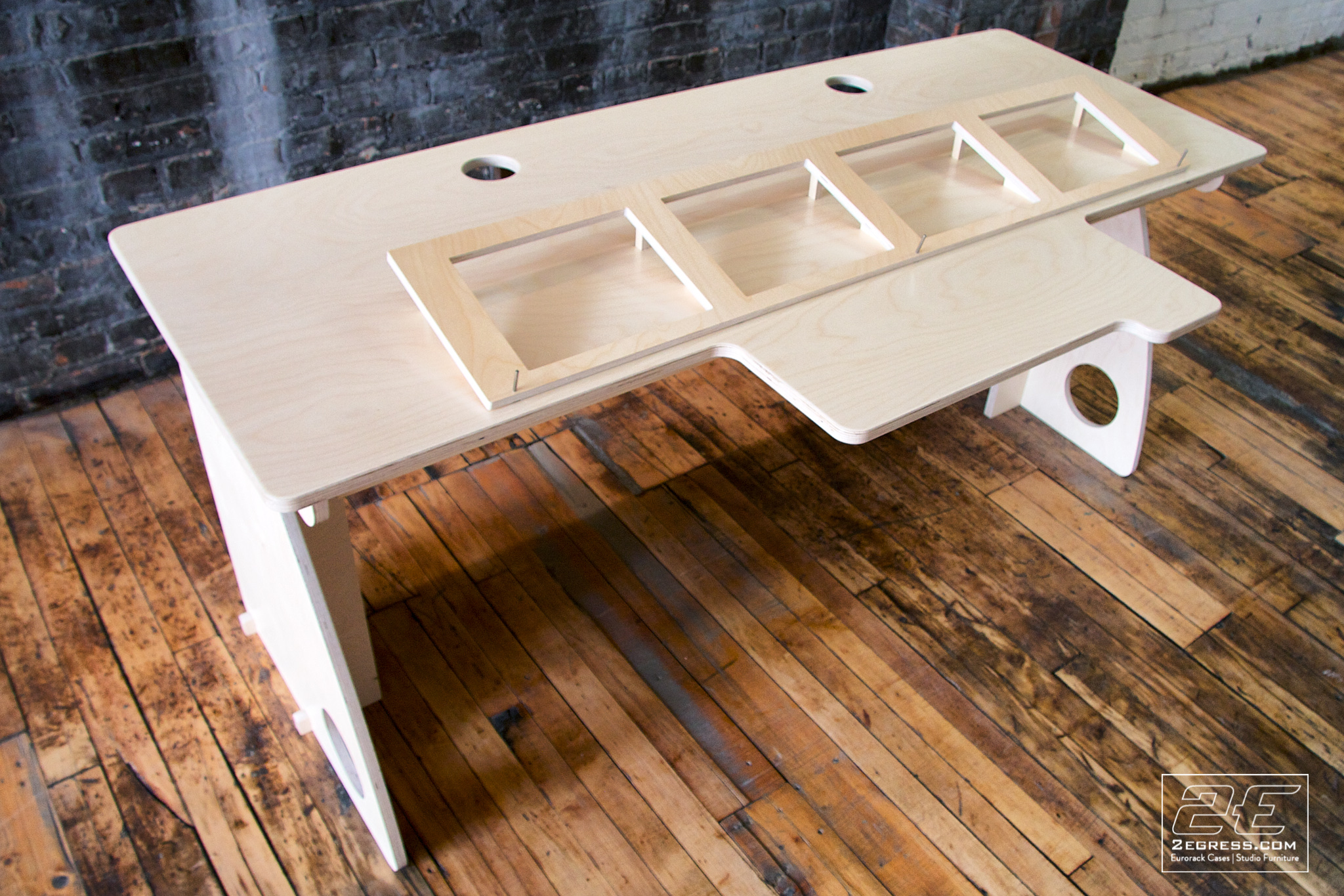 Avid Artist workstation 2egress