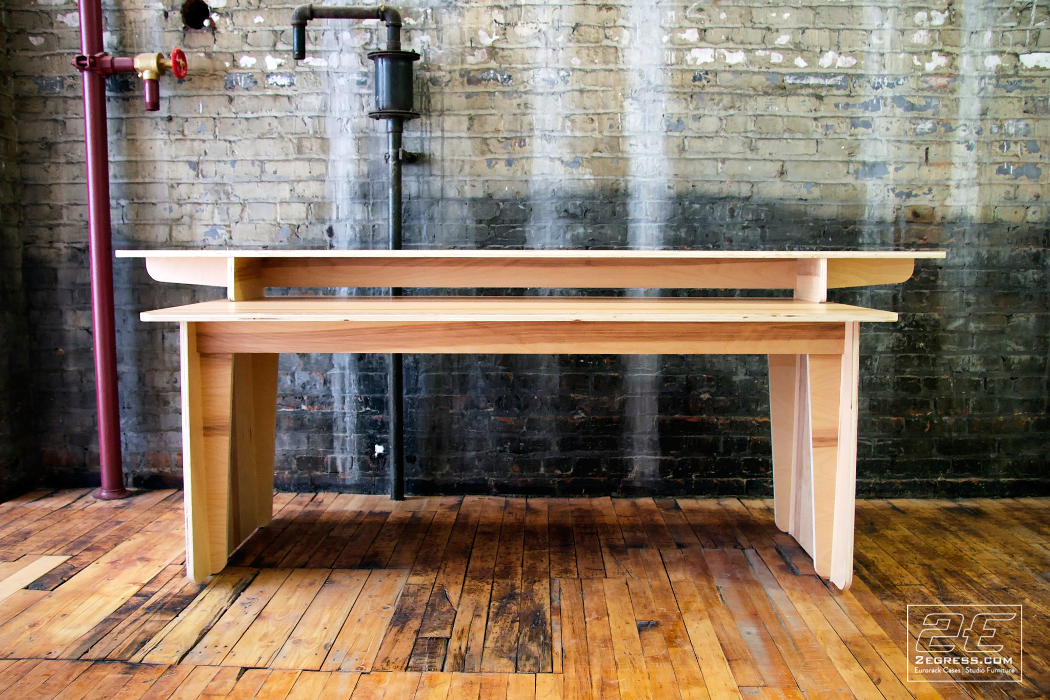 Film production desk 2egress