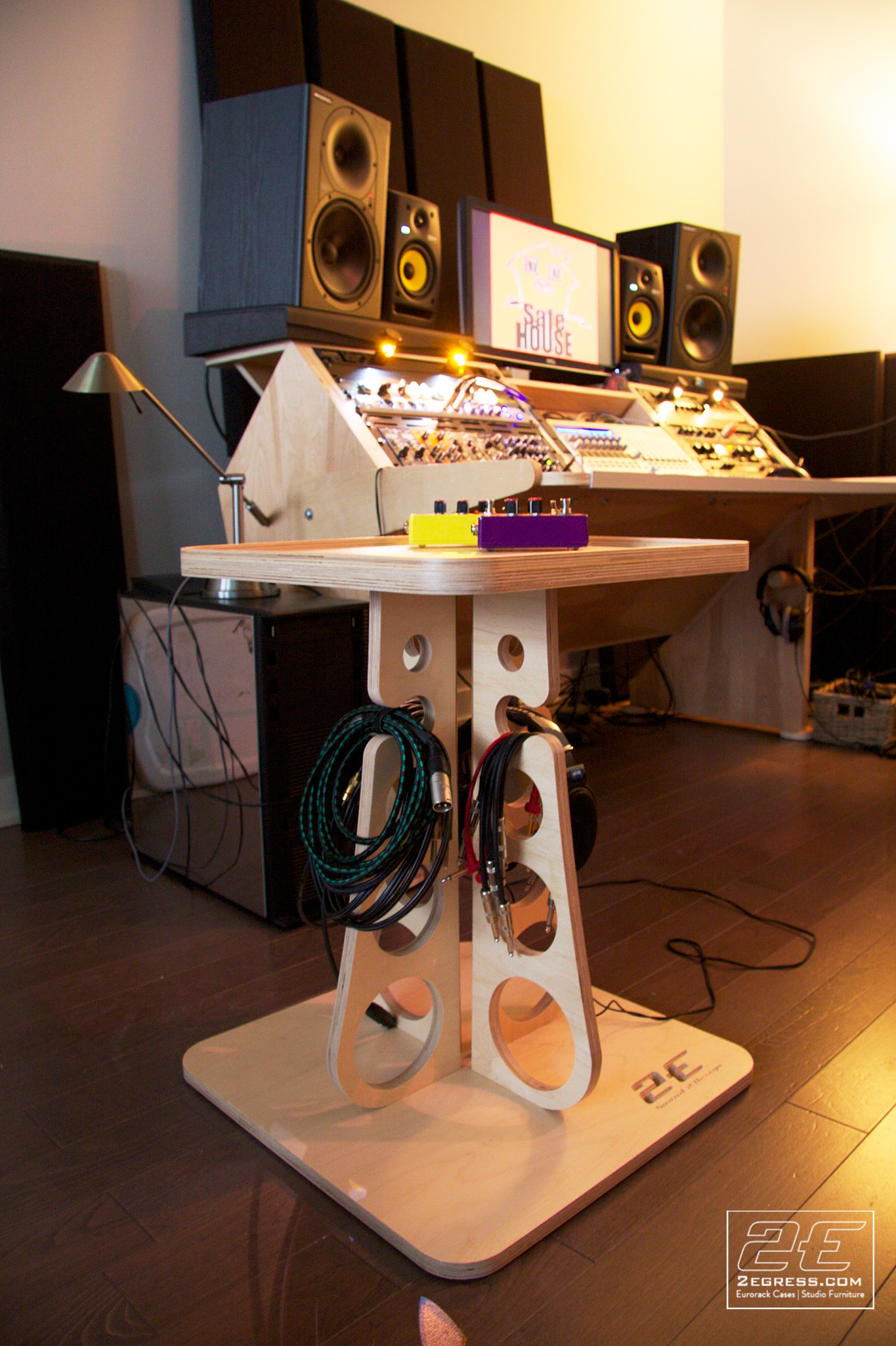 Studio desk Low rida 2egress