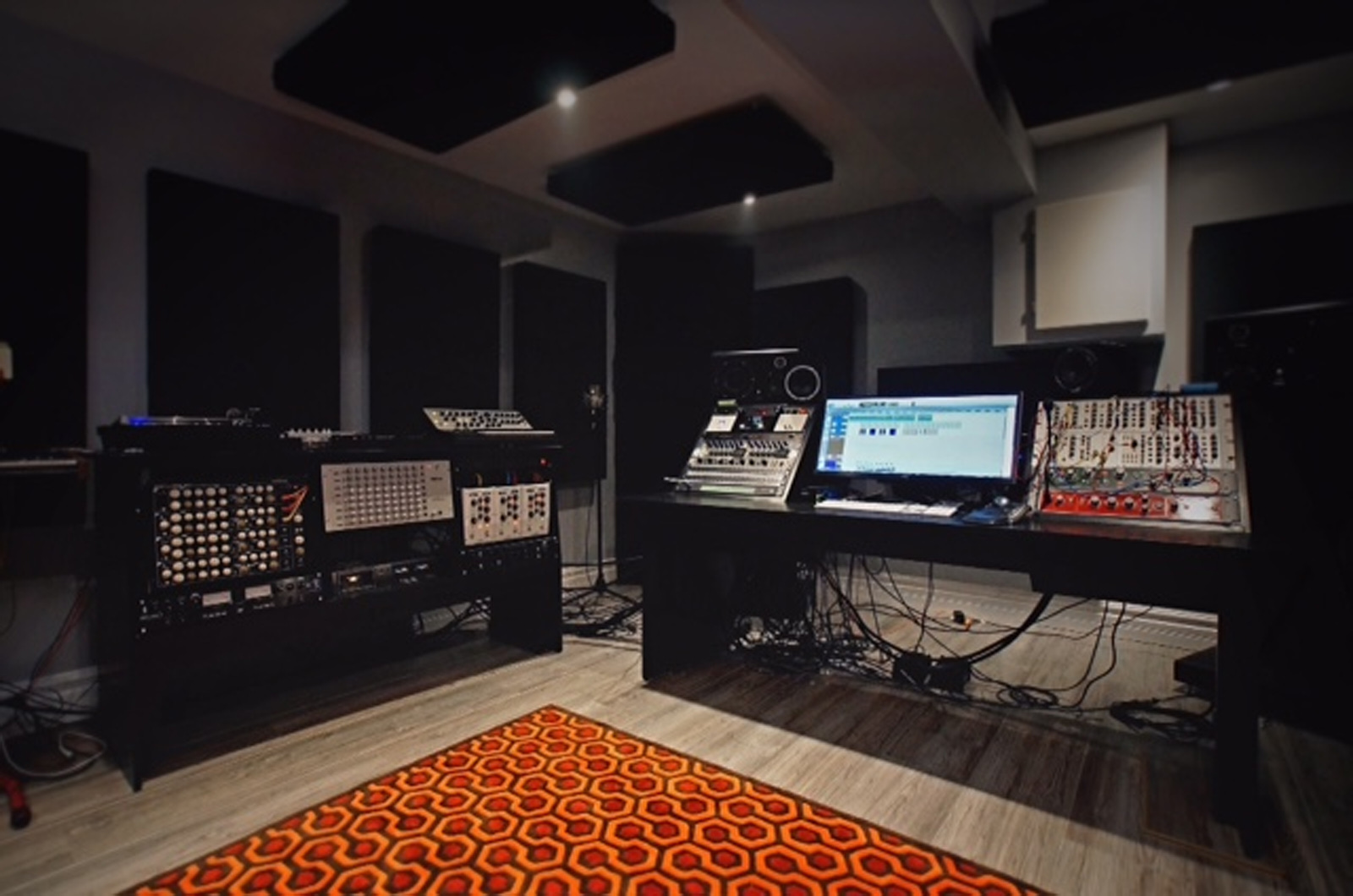 studio equipment rack sidewinder 2egress