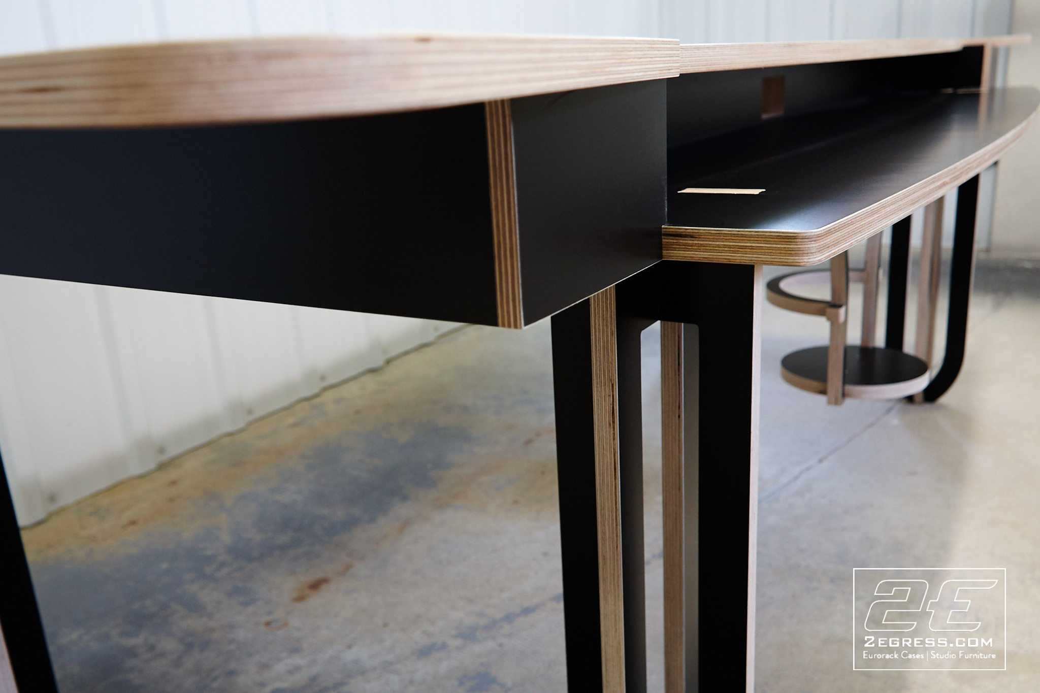 Studio desk doepfer lmk4+ 2Egress