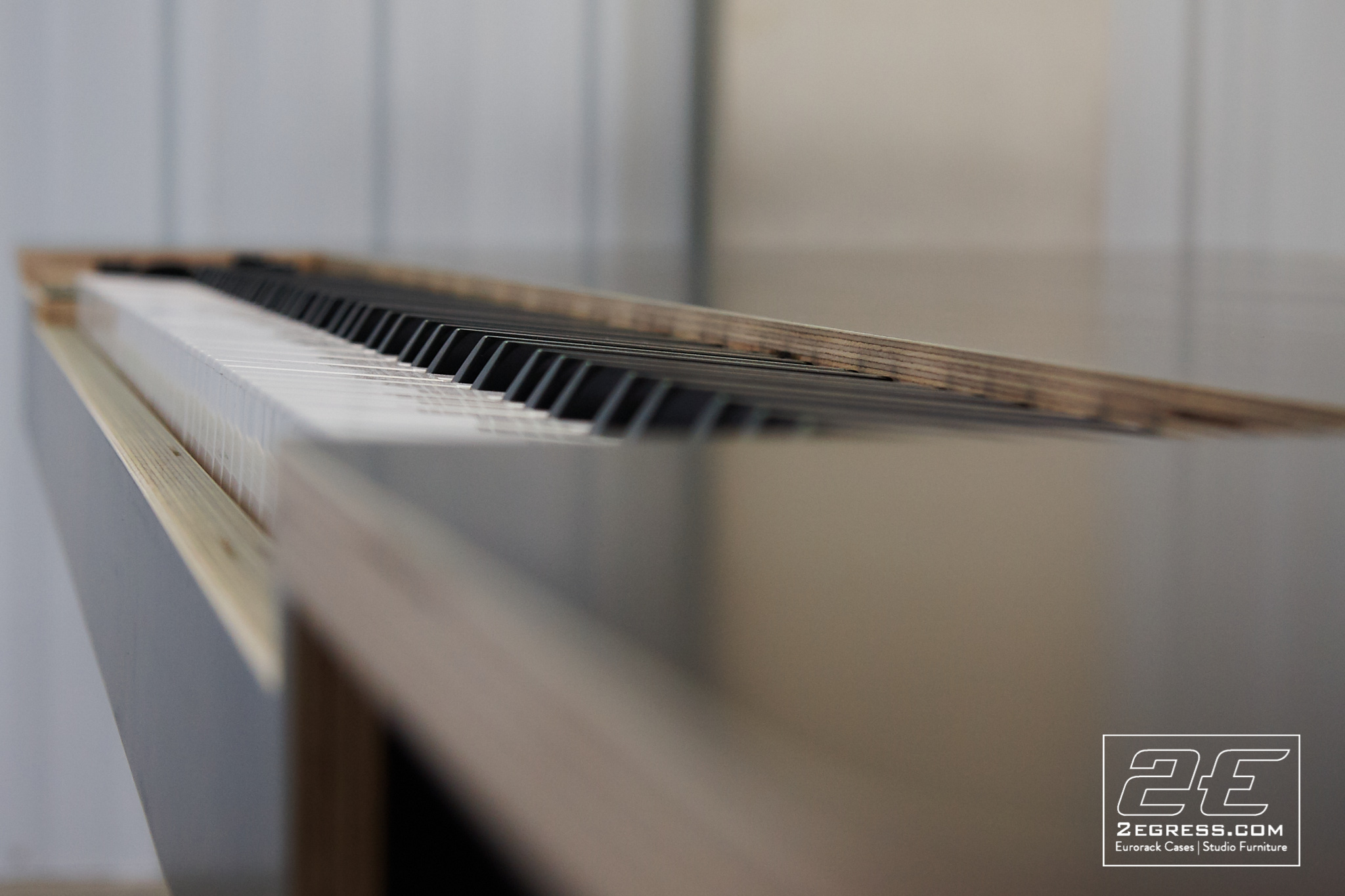 Studio desk doepfer lmk4+ 2Egress