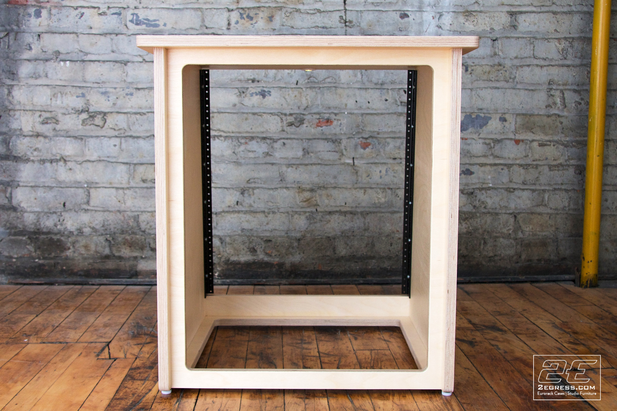 studio rack single bay 2egress