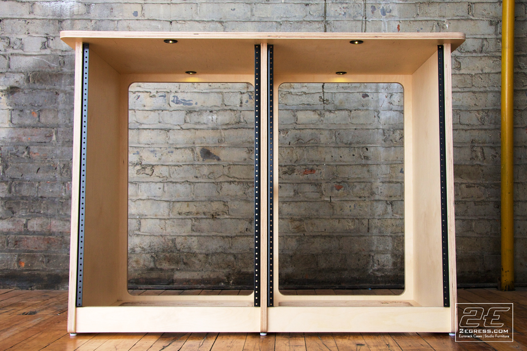 studio rack double bay 2egress