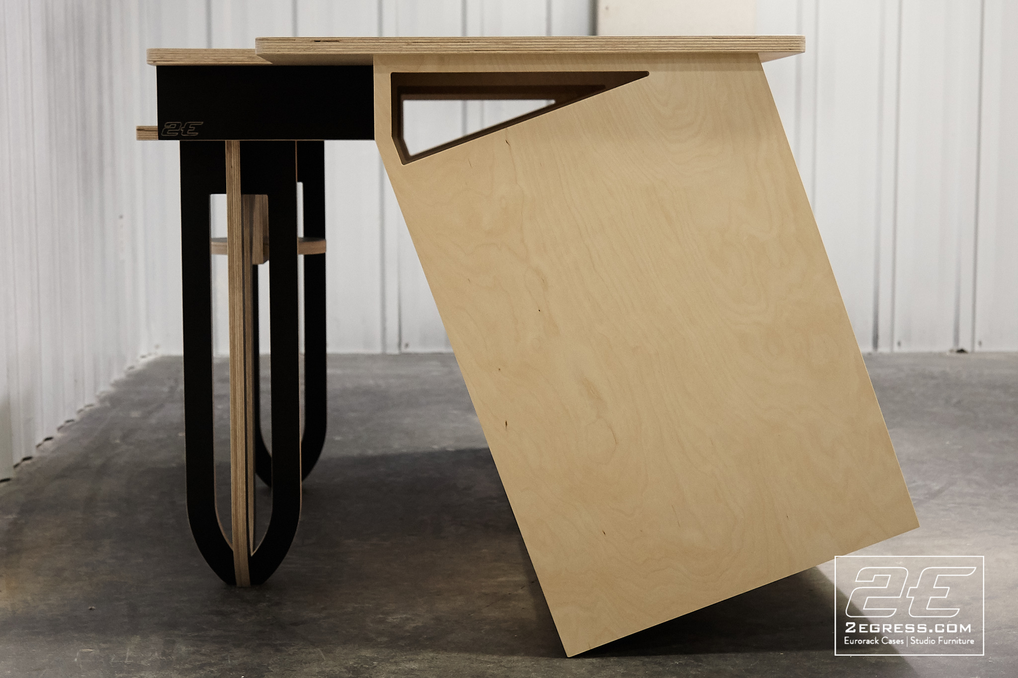 Studio equipment rack SPUTNIK RIch Walters 2Egress