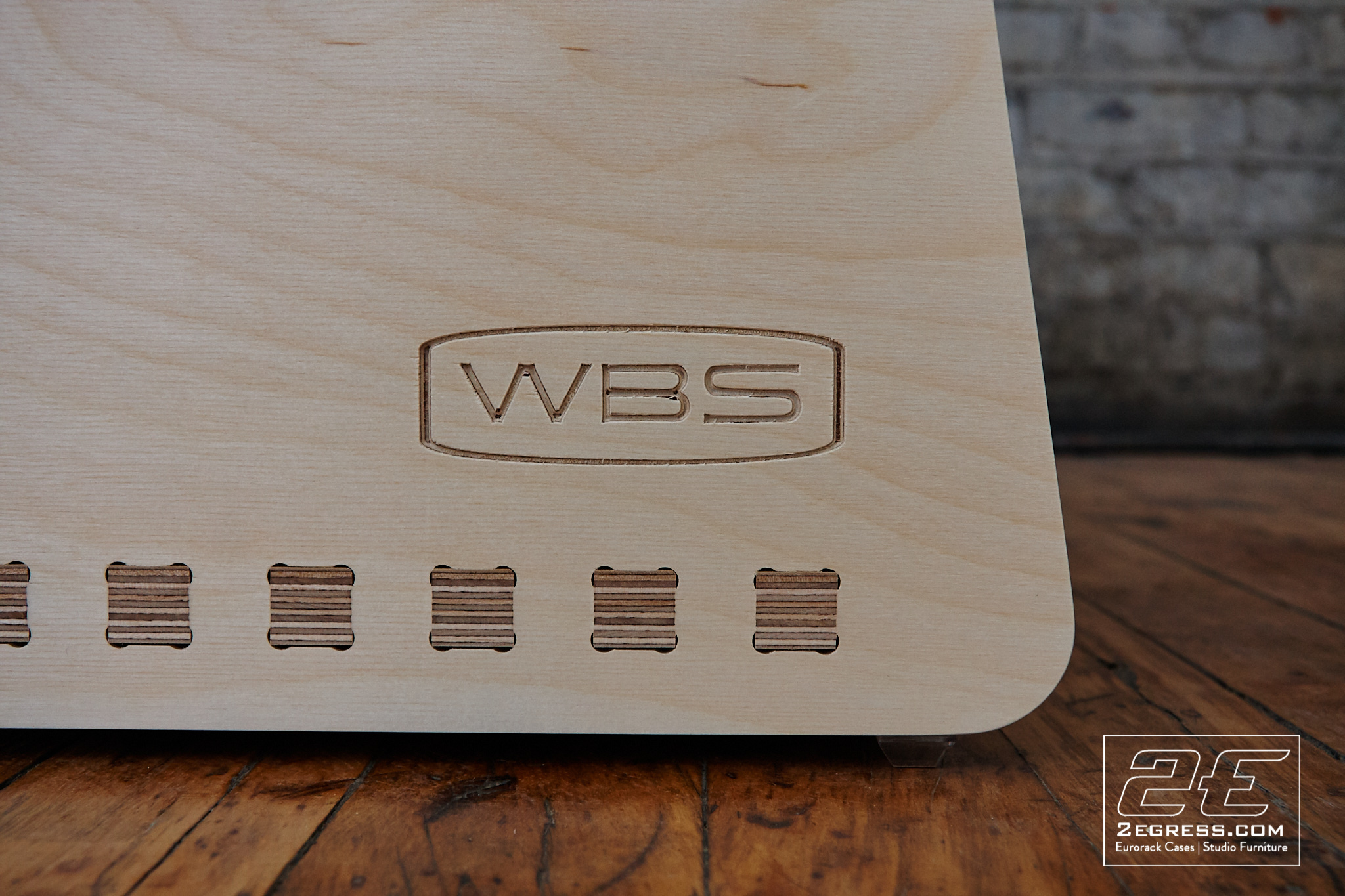 WBS studio rack dauntless 2egress