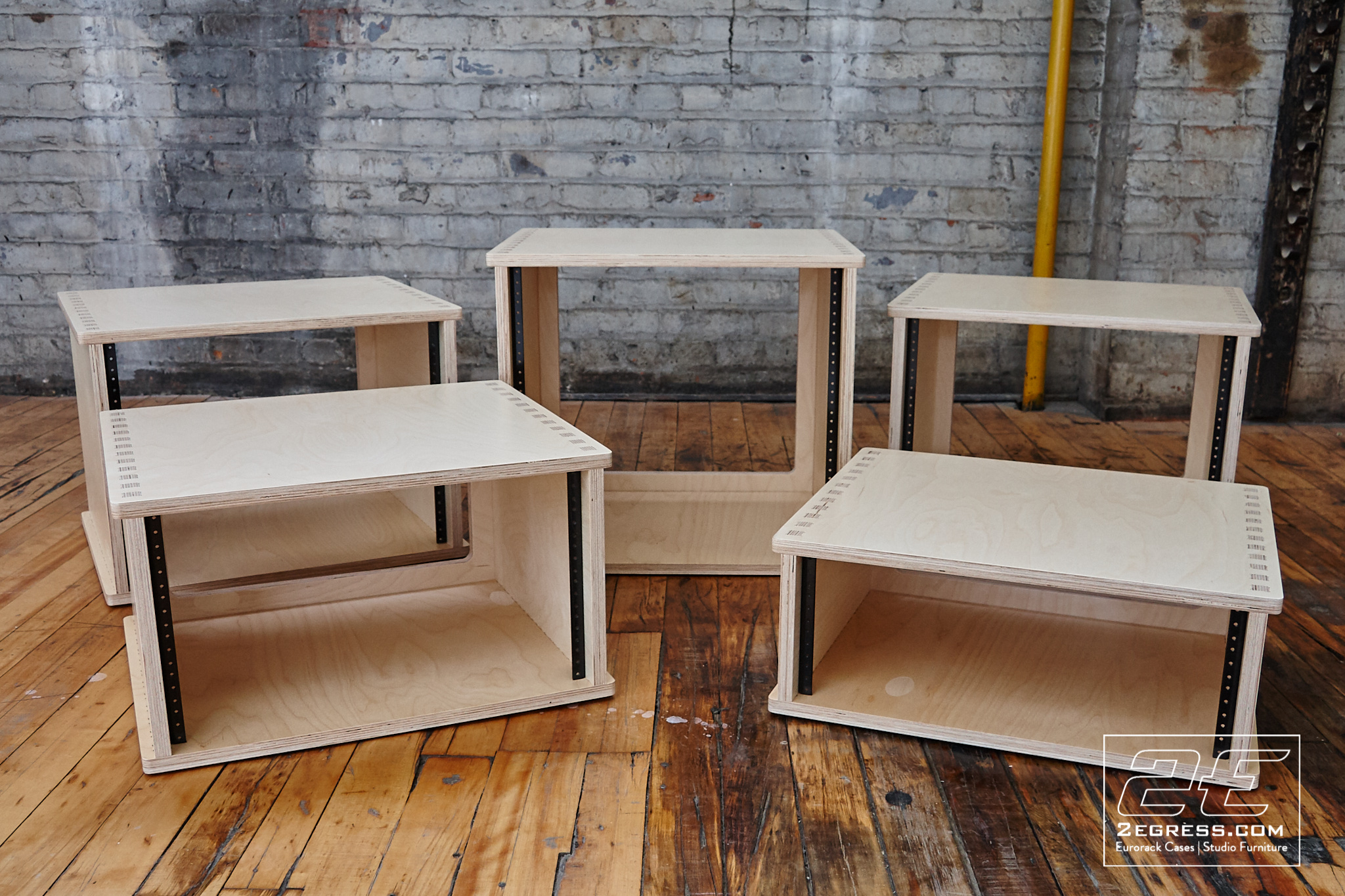 WBS studio rack dauntless 2egress