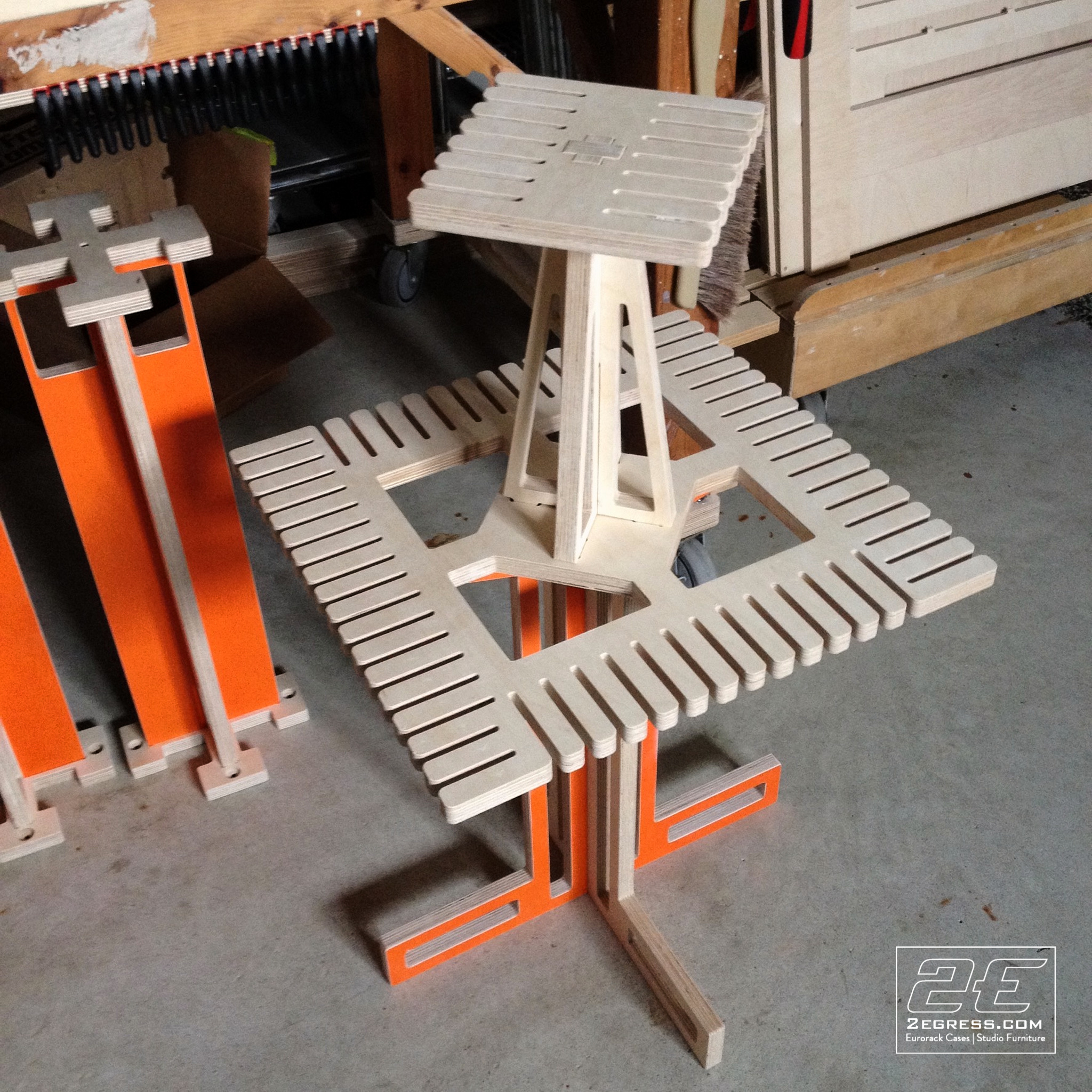 revolving eurorack cable hanger