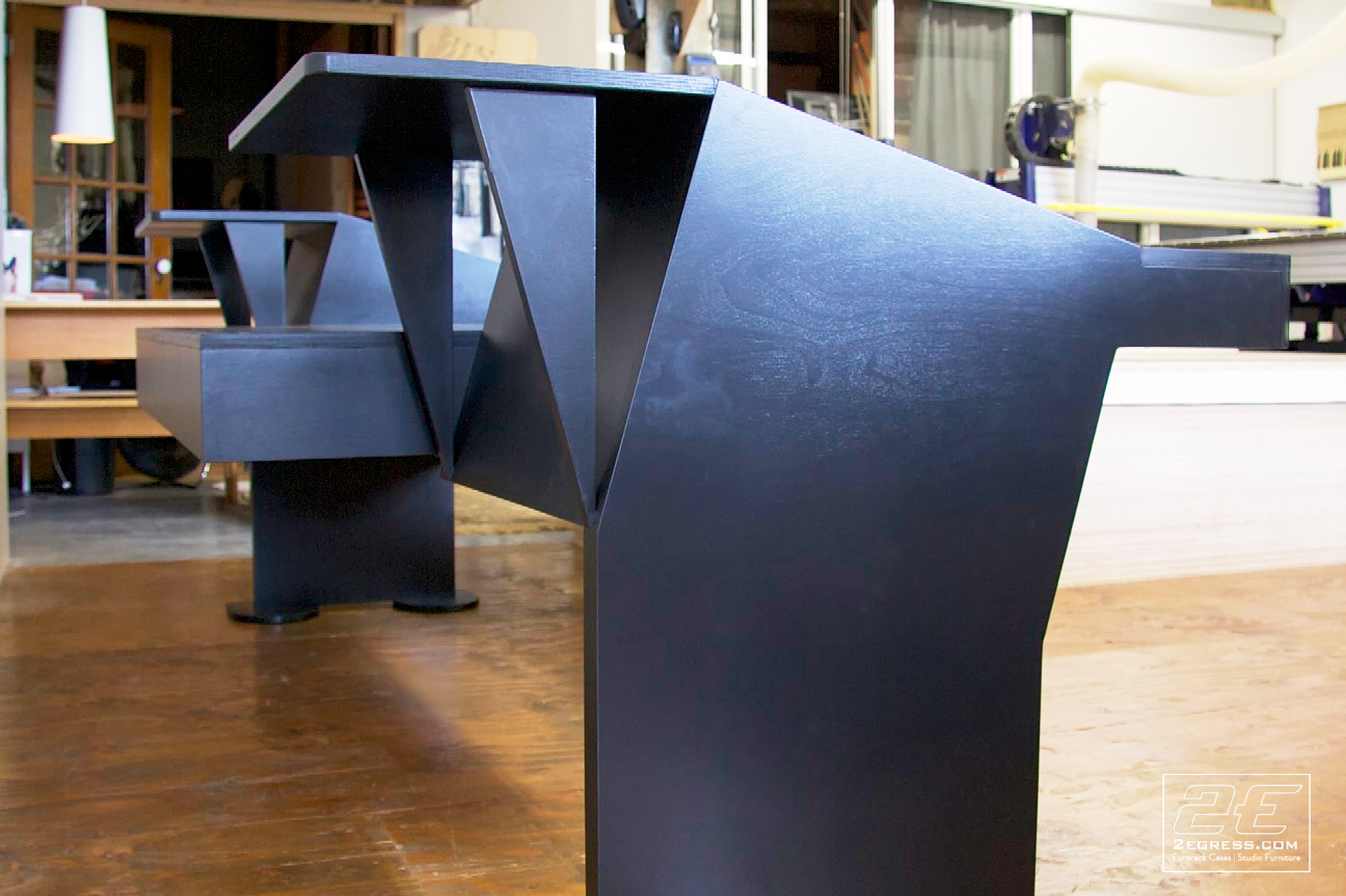 studio desk avid system 5 2egress