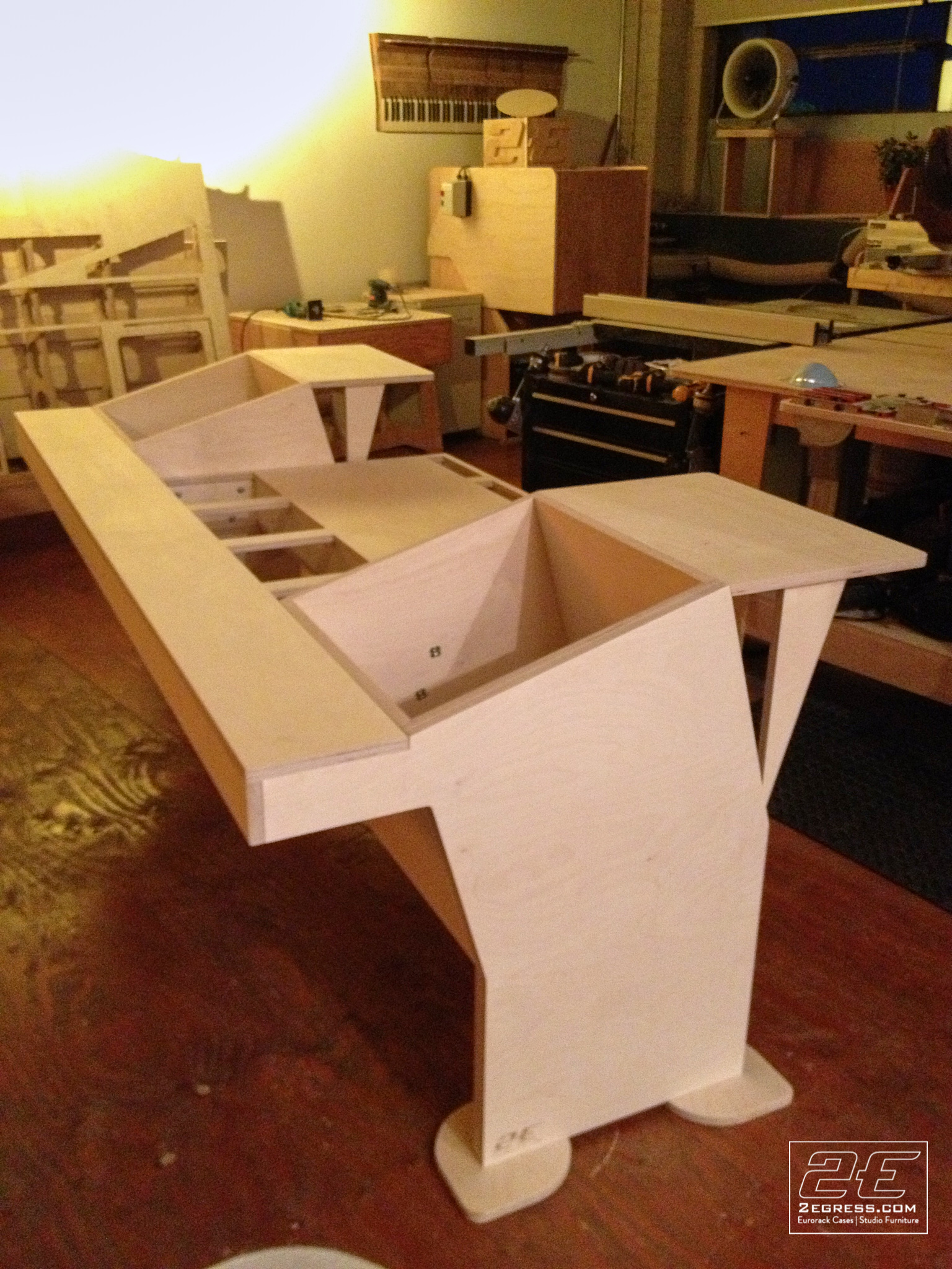 studio desk avid system 5 2egress